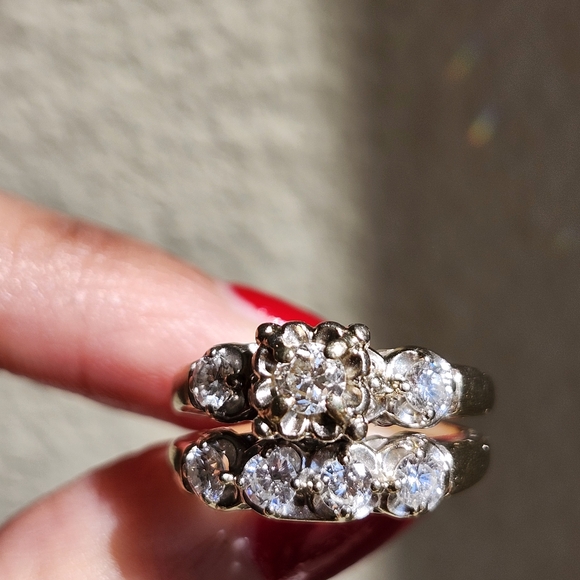 Vintage 14K Diamond Wedding Set - Picture 12 of 16